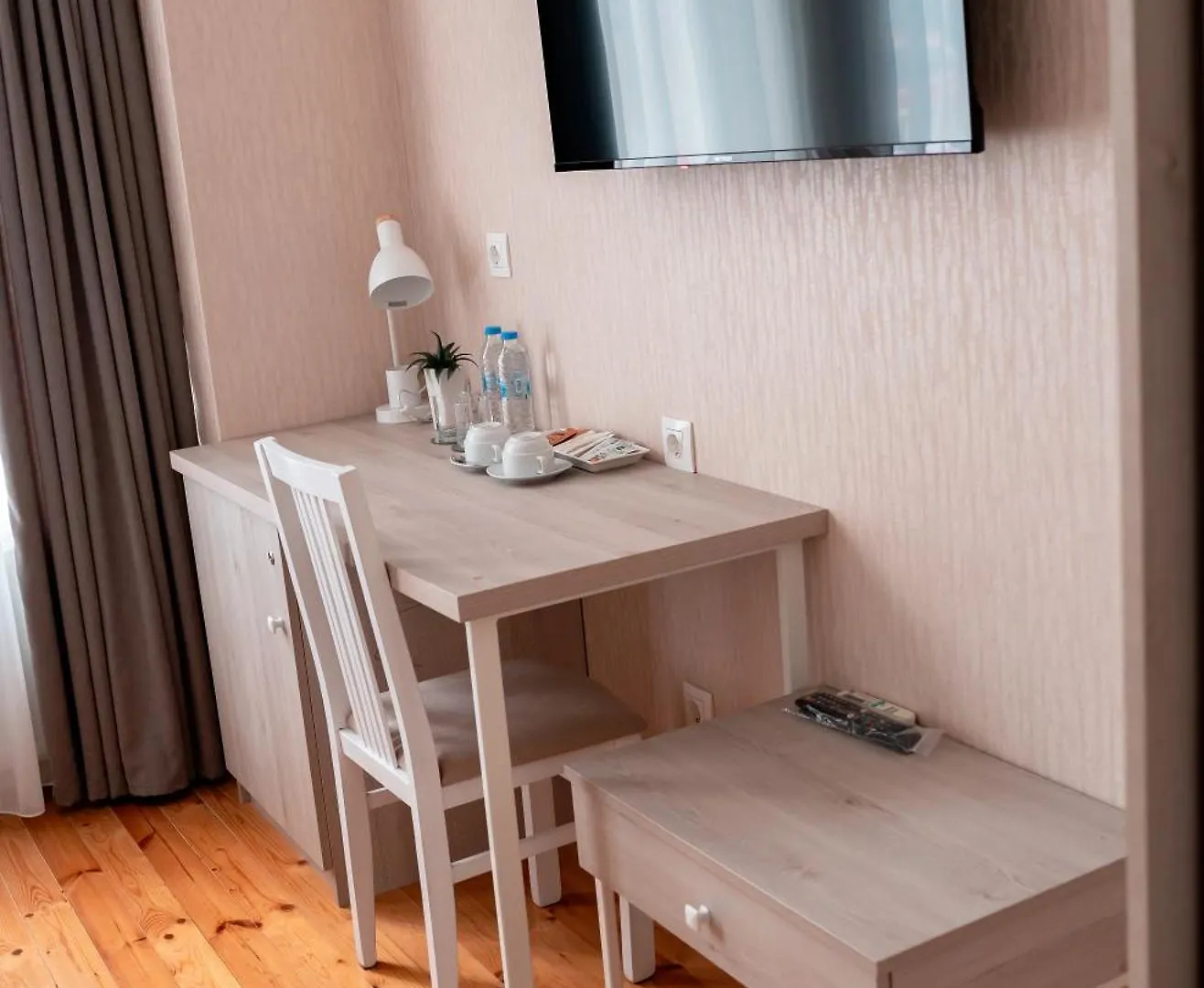 Hotel Well Inn Tbilisi 3*,